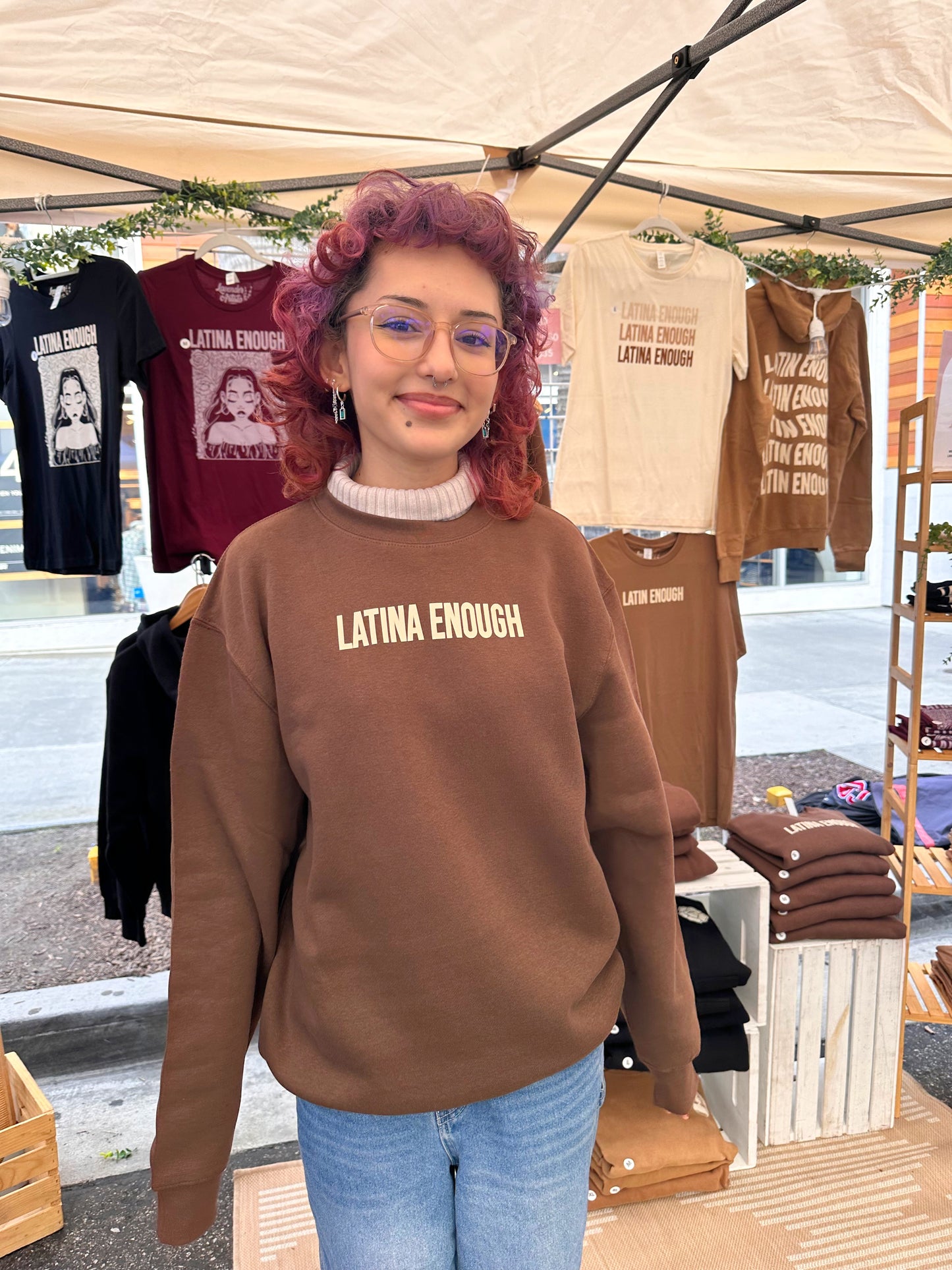 Latina Crewneck
